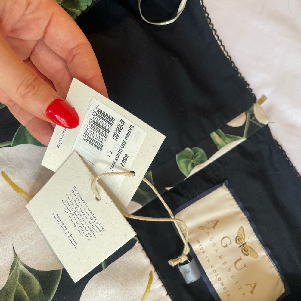 Agua by Agua Bendita Cropped Top NWT - Picture 7 of 10